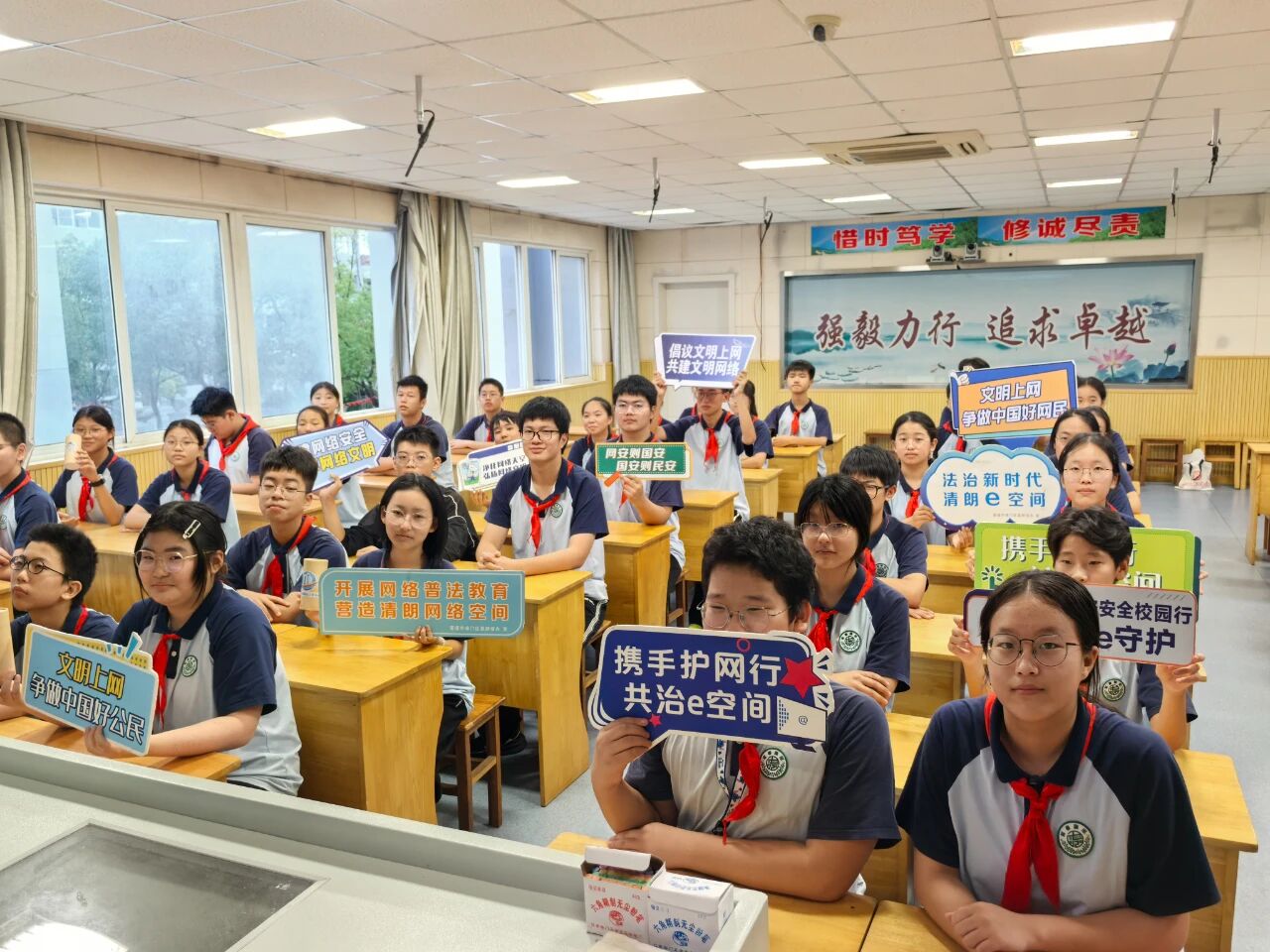 微信图片_2025-10-20_161233_825.jpg