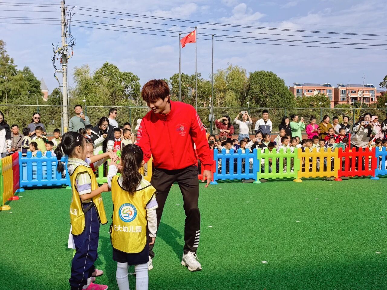 微信图片_2025-11-10_090459_997.jpg