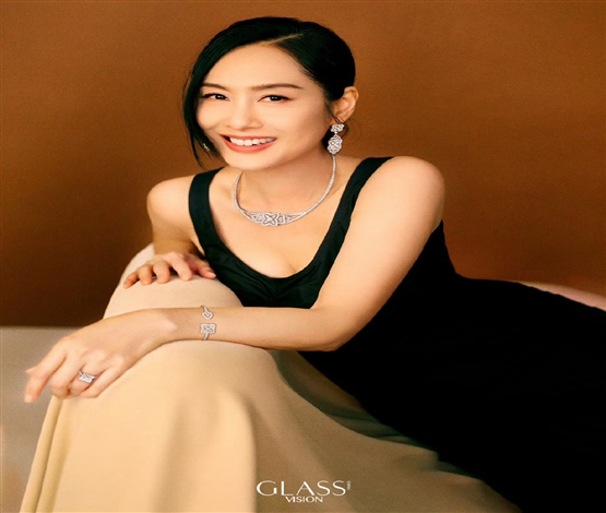 林依晨、朱茵、李一桐 三代“黄蓉”合体演绎不同侠女风味